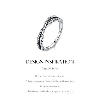 Twist Charm – Vintage Ring