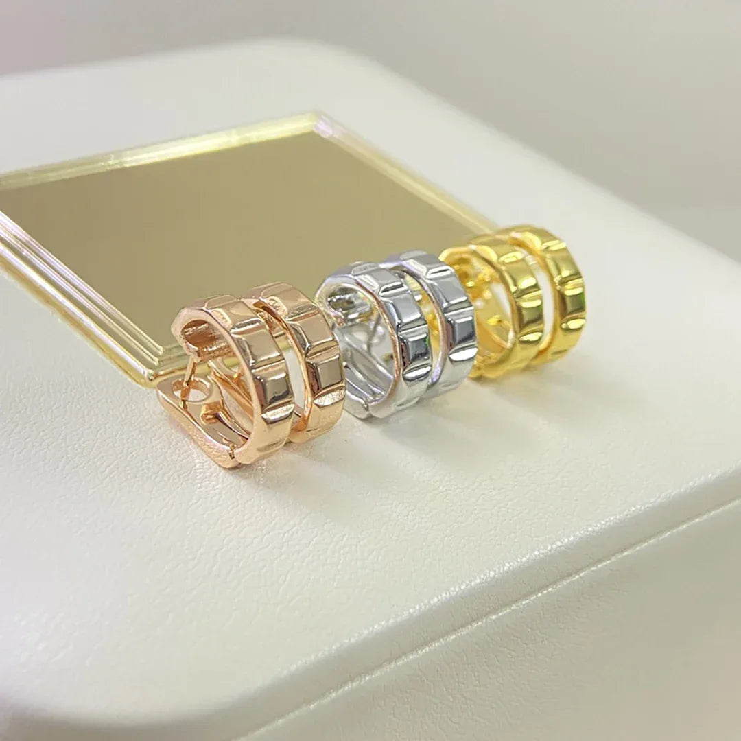 Parisienne Eleganz – Sterling Silber Ohrringe mit 18K Vergoldung, Französischer Luxus für Damen - Alyrah Jewellery