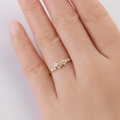 Celestial Glow – Ring und Halskette mit Moissanit-Cluster