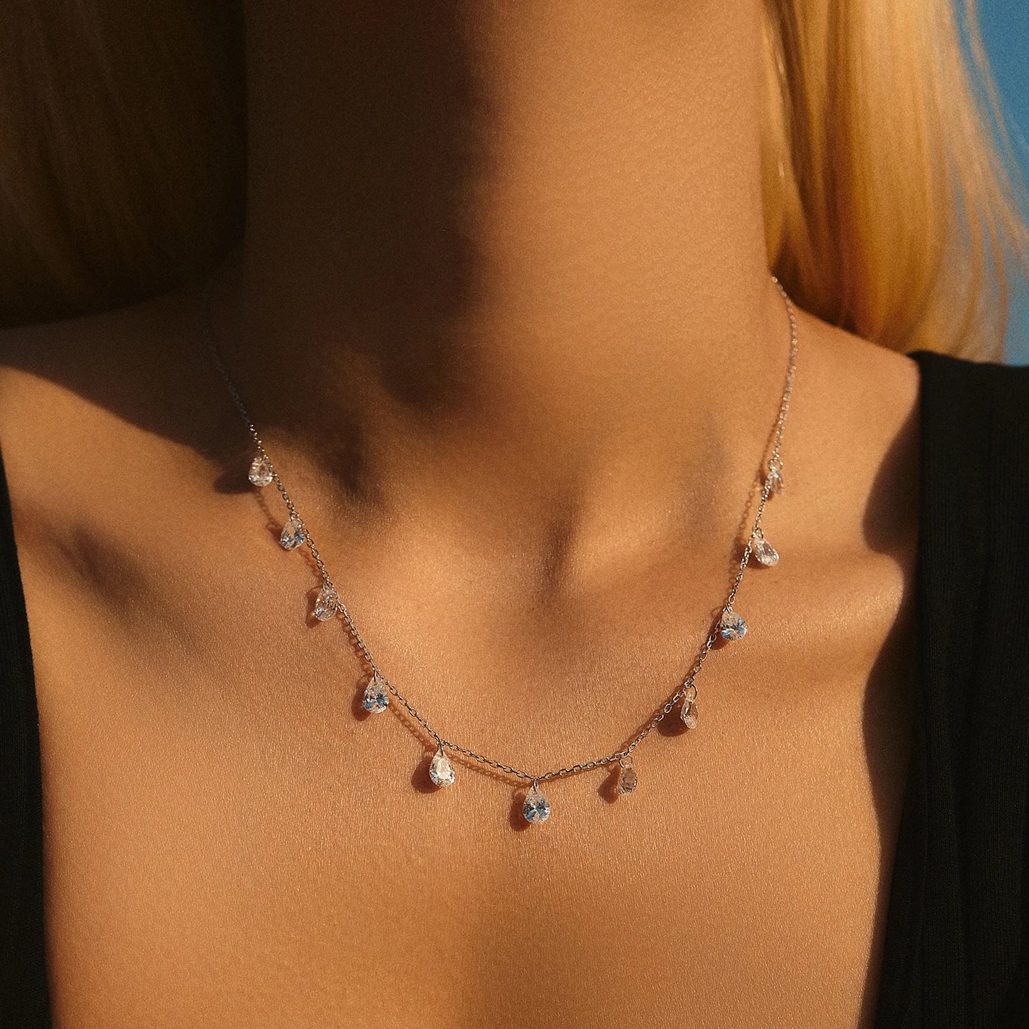 Urban Crystal Drop – Collana girocollo con clavicola scintillante