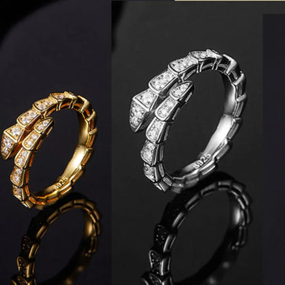 Verführerische Royale – Moissanite Schlangenring aus Sterling Silber, Luxury Hip Hop Statement Ring - Alyrah Jewellery