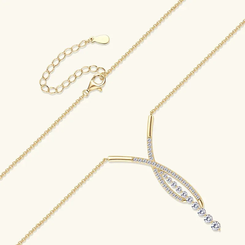 Strahlendes Y – 2-Karat Moissanite Anhänger Halskette aus Silber, Verstellbare Kette, Luxus Schmuck - Alyrah Jewellery
