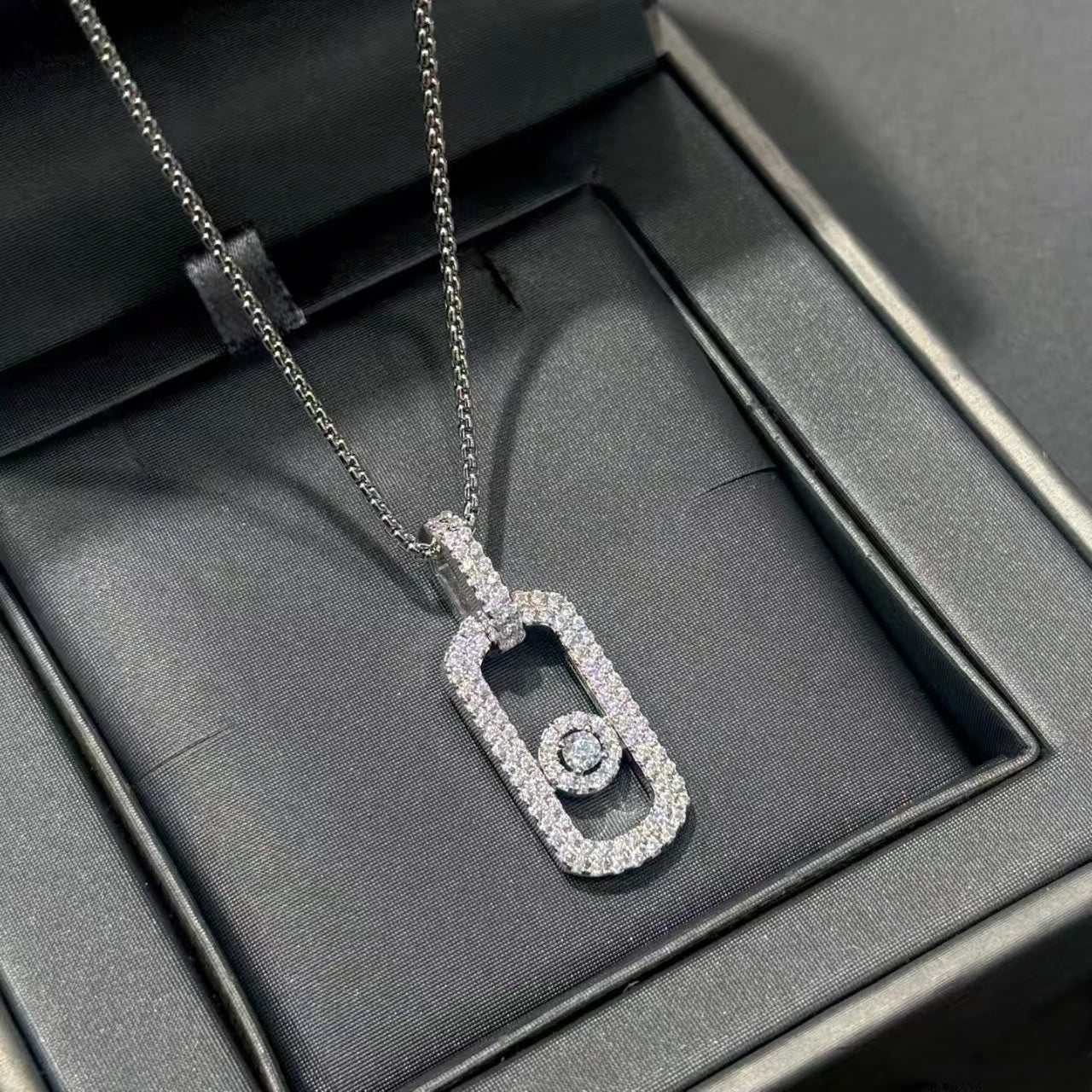 Urban Skeleton –  Luxury Zirkon Halskette