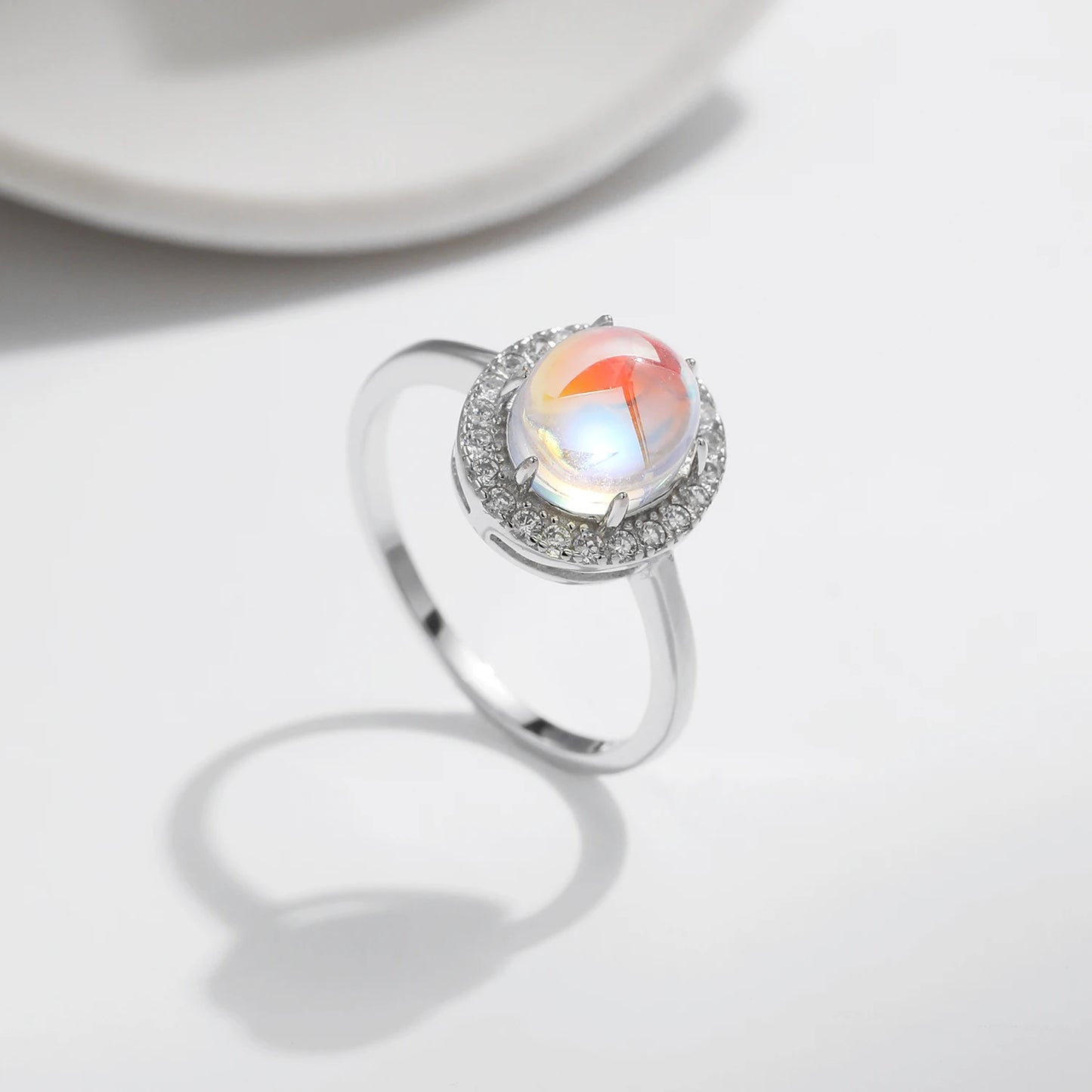 Urban Moon – Oval Moonstone Ring