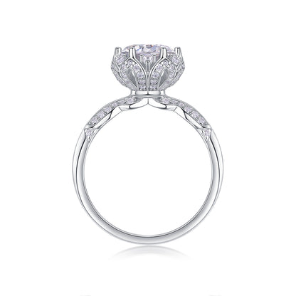 Life Theater – Elegant moissanite wedding ring