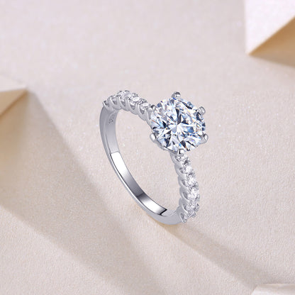 Goddess’s Blessing – Exklusiver Moissanit-Ring