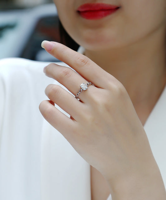 Rosa – Elegante anello nuziale con moissanite a forma di uovo