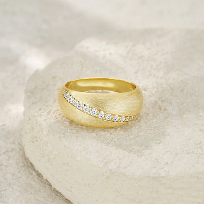 Clara-Elegant & Simple Ring - Alyrah Jewellery