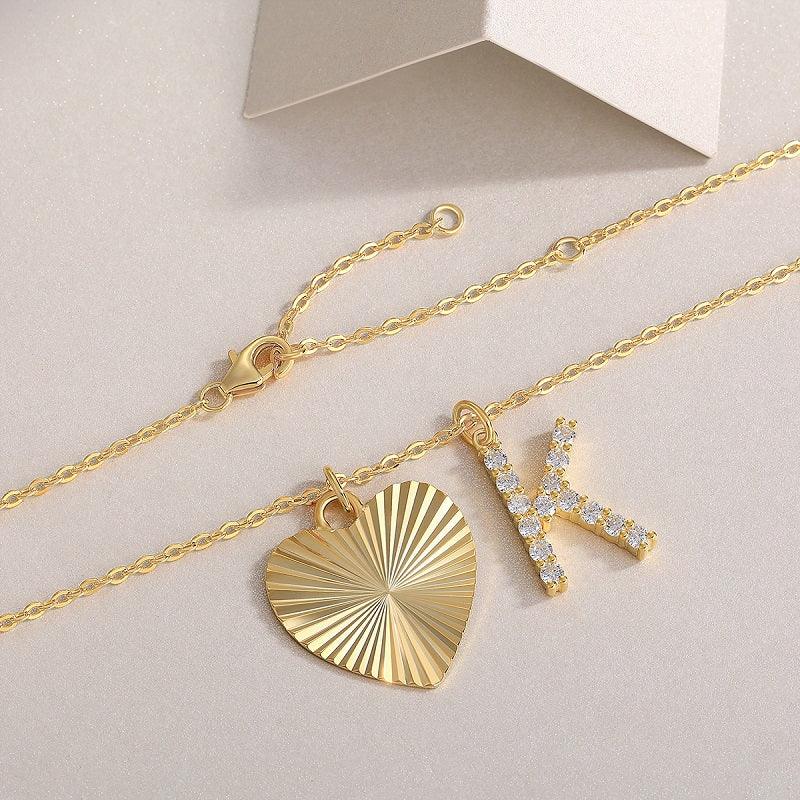 Heart Secret – Trendige S925 Silber Halskette mit zartem Moissanit & Vergoldung - Alyrah Jewellery