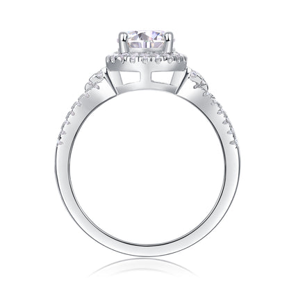Conosci il tuo cuore: elegante anello nuziale con moissanite