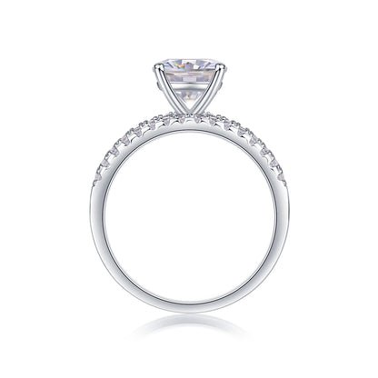 Trinity – Eleganter Moissanit-Ehering Silber