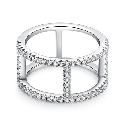 Light Chain – Modern Moissanite Wedding Ring